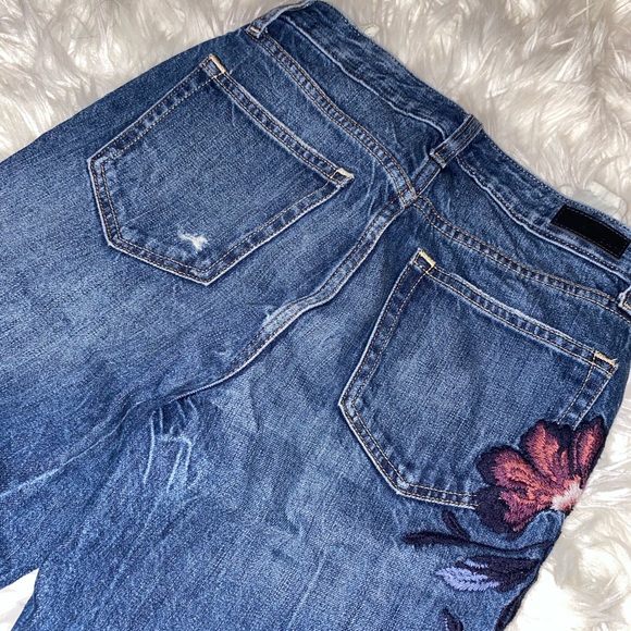 embroidered girlfriend jeans abercrombie - Picture 5 of 5